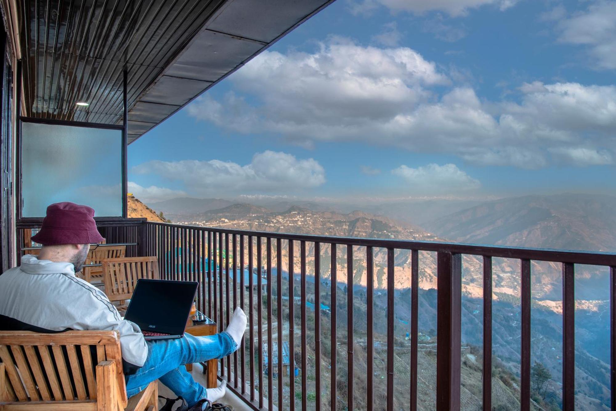 Jk Dream View Kufri Acomodação com café da manhã Exterior foto